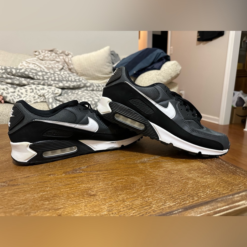 Nike Air Max 90